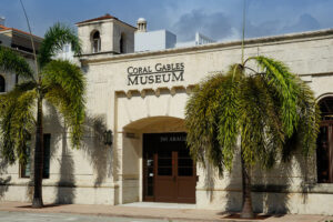 Coral Gables Museum Main Entrance {The Tree Topper (CC BY-ND-NC)