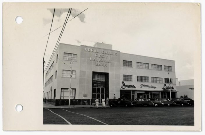 View of Miracle Mile, 1949. Image courtesy of Coral Gables Historical Resources.